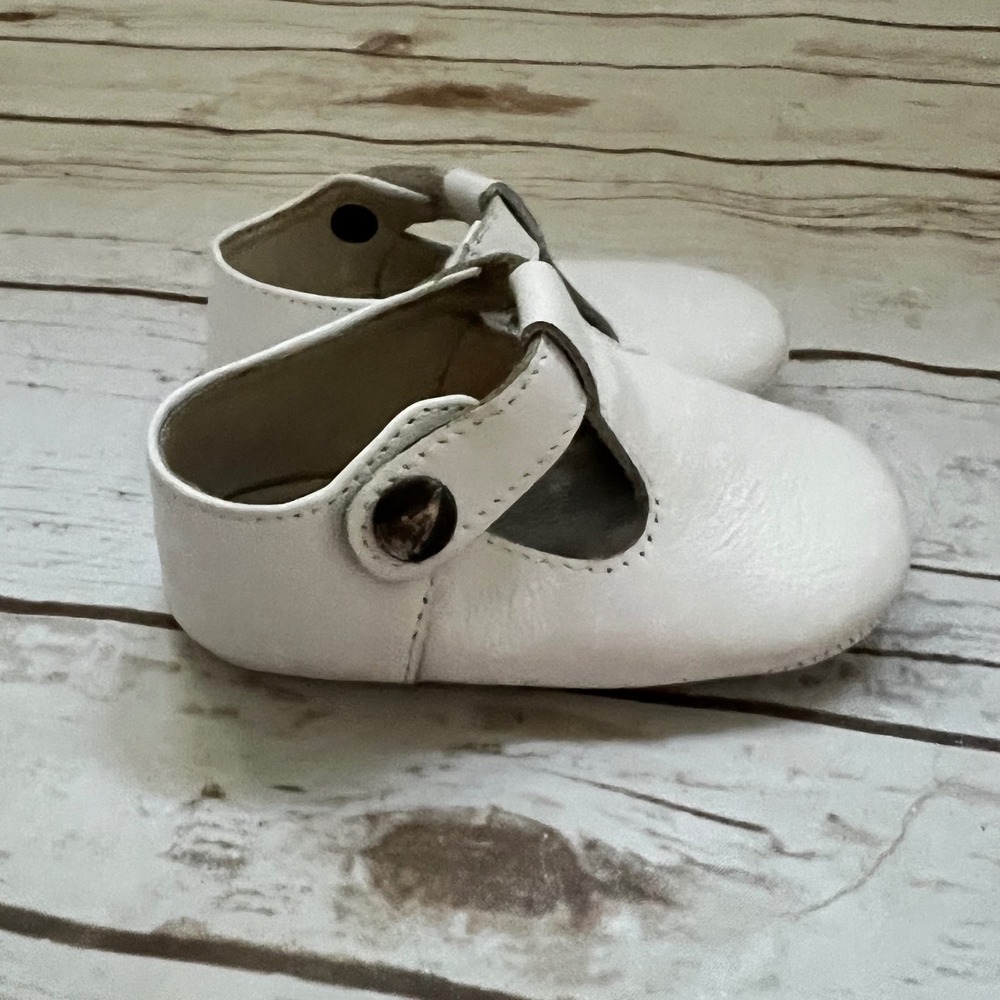John Lewis T-Strap Shoes White Leather Soft Sole Button 12-18M